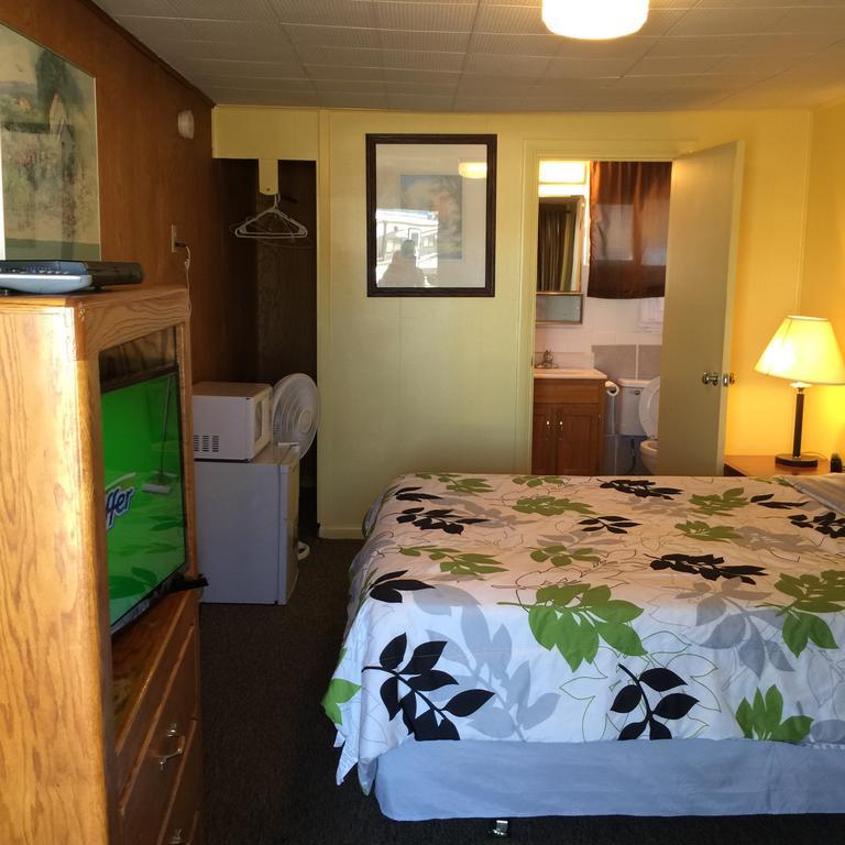 Budget Inn Motel Chemult Exterior photo